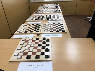 Сеанс одновременной игры по русским шашкам среди инвалидов по зрению Центрального федерального округа